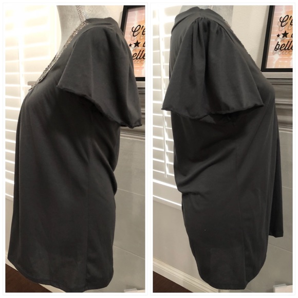 Top with sequins - Picture 2 of 4